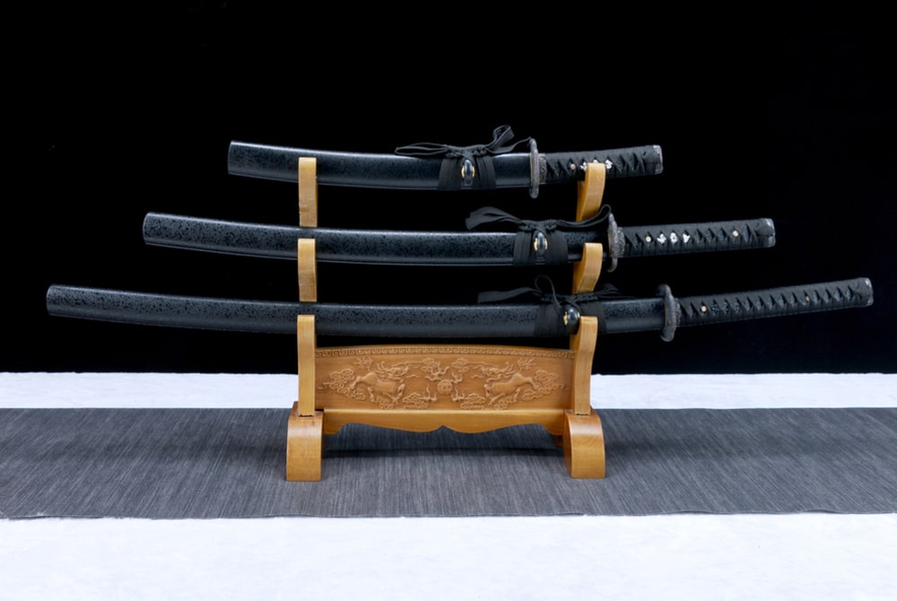 Lot Katana Yoru