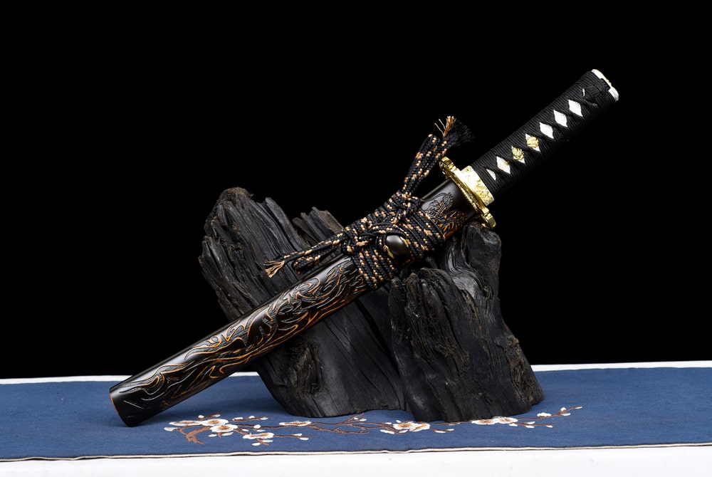 Tanto Enryū (短刀炎龍)